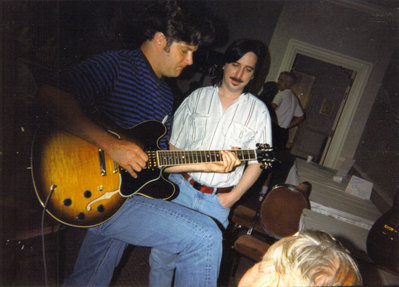 Pat Bergeson trying a Ray Butts PU.jpg