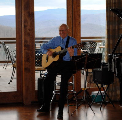 Ronnie Evans at Waterfall Easter 2013 crop wide vu.jpg