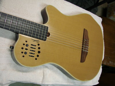 Ronnie's Godin GC SA 026.jpg